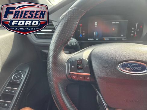 Used 2023 Ford Escape ST-Line FWD image 15