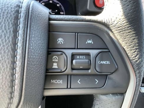 Used 2025 Toyota Tacoma TRD Sport image 23