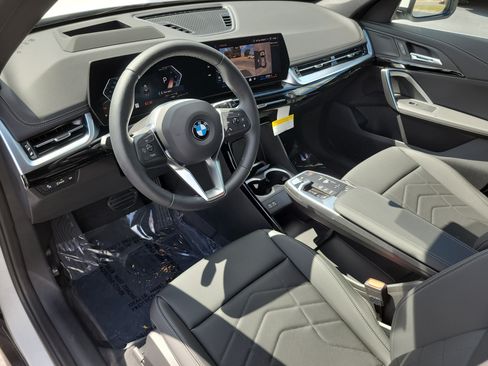 New 2026 BMW X1 xDrive28i w/ Technology Package AWD/4WD image 17