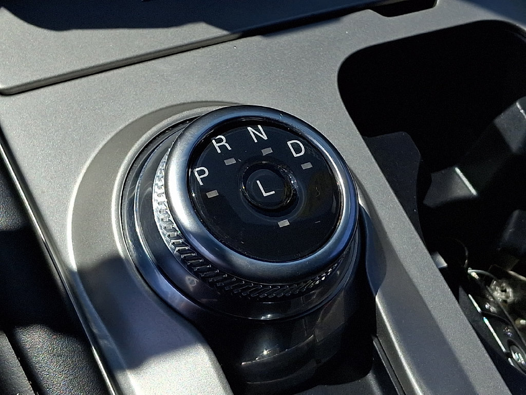 Used 2024 Ford Explorer XLT AWD/4WD image 14