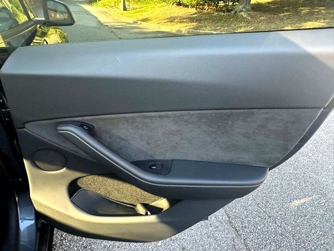 Used 2023 Tesla Model Y Long Range image 72