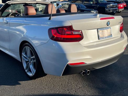 Used 2016 BMW 228i Convertible image 10