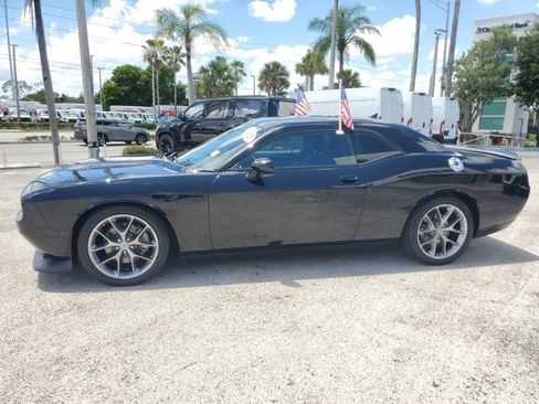 Certified 2022 Dodge Challenger GT RWD image 4