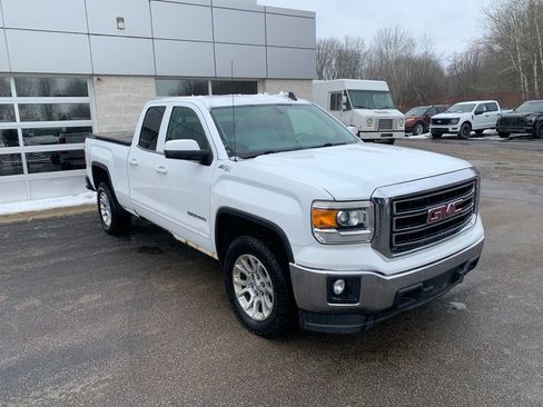 Used 2015 GMC Sierra 1500 SLE w/ SLE Value Package image 9