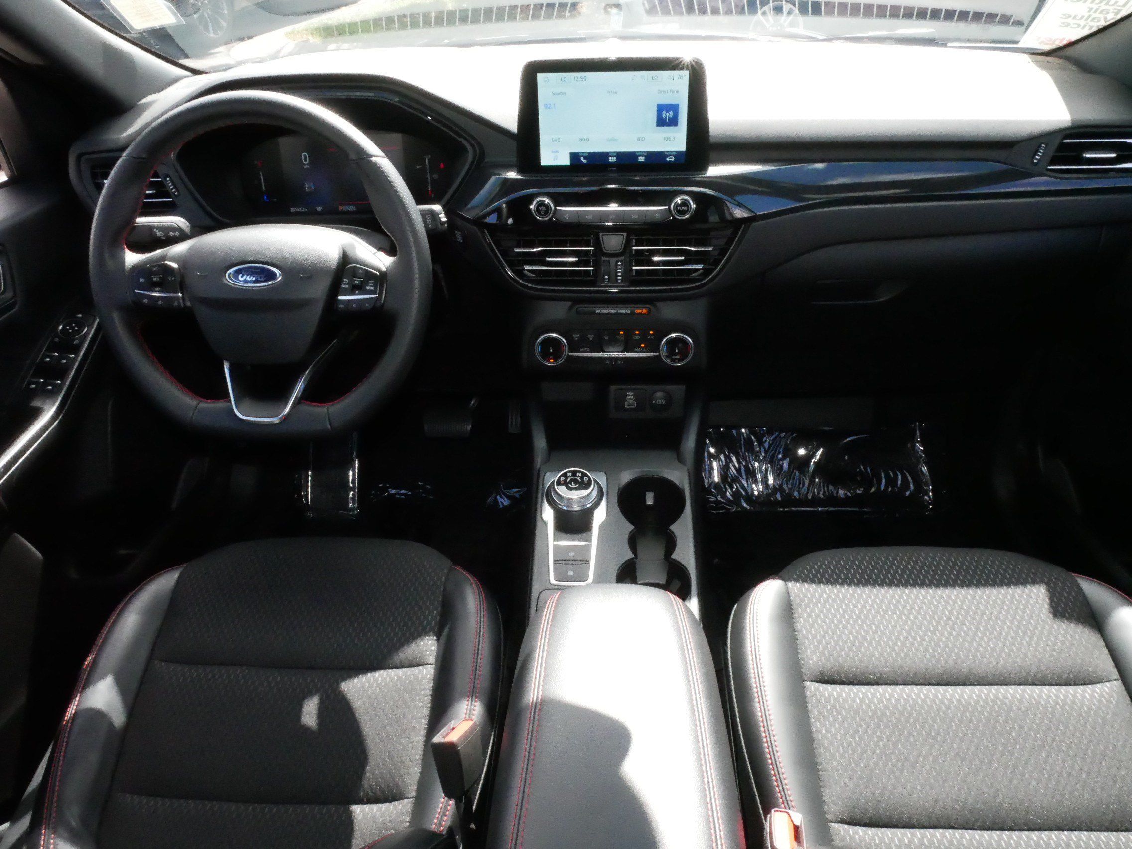 Used 2025 Ford Escape ST-Line AWD/4WD image 10