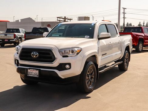 Used 2023 Toyota Tacoma SR5 RWD image 3