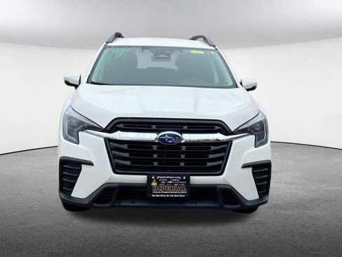 Used 2023 Subaru Ascent Premium w/ Convenience Package image 2