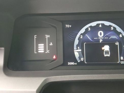 Used 2025 Toyota Tacoma SR image 25