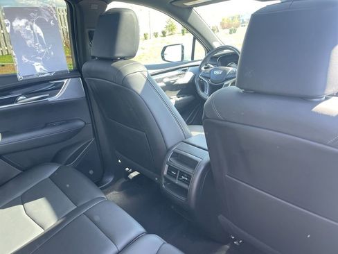 Used 2023 Cadillac XT5 Premium Luxury image 30