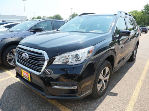 Used 2020 Subaru Ascent Premium w/ Convenience Package AWD/4WD image 2