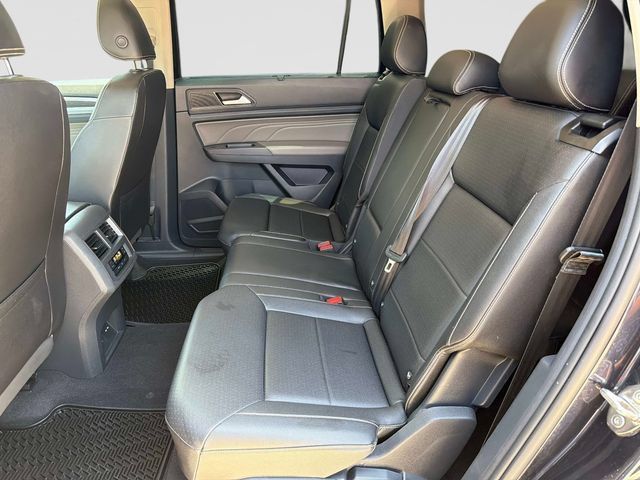 Used 2023 Volkswagen Atlas SE AWD/4WD image 15
