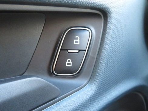 Used 2025 Ford Maverick XLT w/ Equipment Group 301A image 24