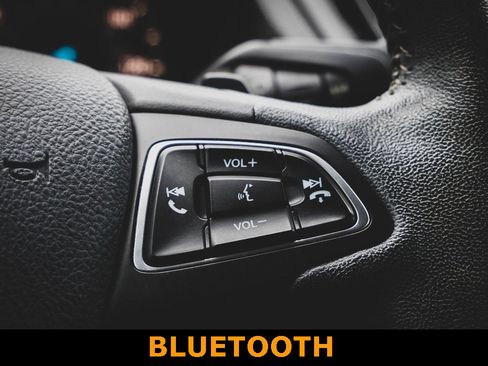 Used 2017 Ford Escape Titanium image 16