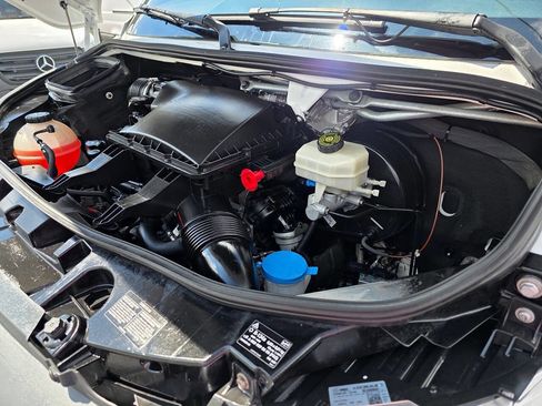 Used 2019 Mercedes-Benz Sprinter 144 w/ Driver Convenience Package image 26