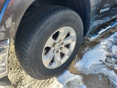 Used 2019 RAM 1500 Laramie image 24