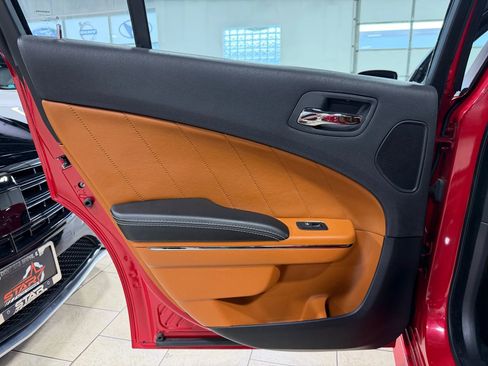 Used 2016 Dodge Charger SRT Hellcat w/ Harman/Kardon Audio Group image 39