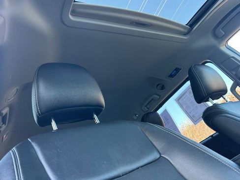 Used 2016 Toyota Sienna SE w/ SE Preferred Package image 20