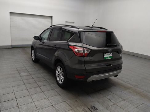 Used 2018 Ford Escape SE FWD image 5