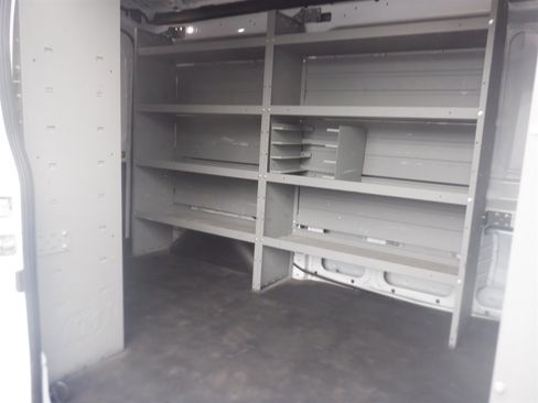 Used 2020 Ford Transit 250 Medium Roof RWD image 19