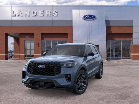 New 2026 Ford Explorer ST-Line w/ ST-Line Street Pack RWD image 2