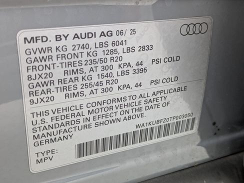 Used 2026 Audi Q4 e-tron Premium w/ Convenience Package AWD/4WD image 15