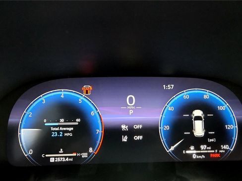 Used 2023 Toyota Highlander Limited image 28