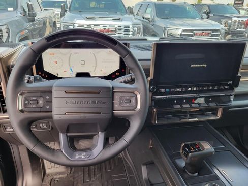 New 2025 GMC Hummer EV 3X image 11