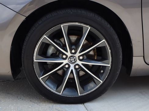 Used 2016 Toyota Camry XSE w/ Advanced Technology Package FWD image 30