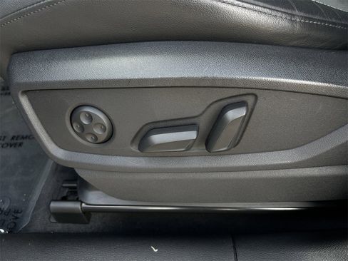 Used 2022 Audi SQ5 Premium image 26