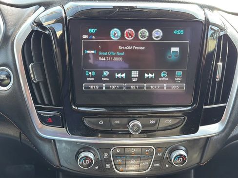 Used 2019 Chevrolet Traverse LT AWD/4WD image 18
