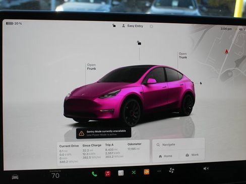 Used 2024 Tesla Model Y Performance image 5