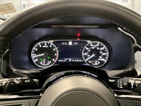 Used 2023 Nissan Pathfinder SL w/ SL Premium Package image 13