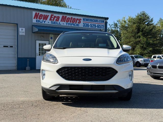 Used 2020 Ford Escape Titanium w/ Titanium Premium Package 2.0 AWD/4WD image 2