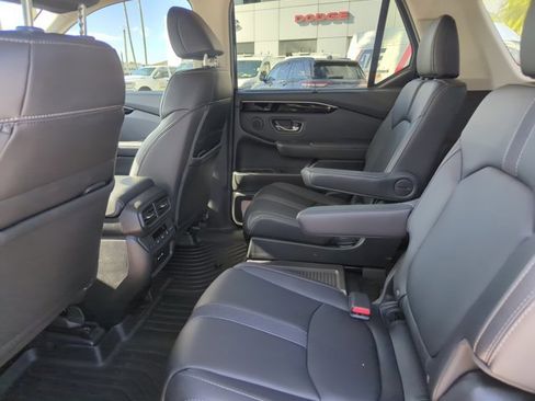 Used 2024 Honda Pilot EX-L image 18