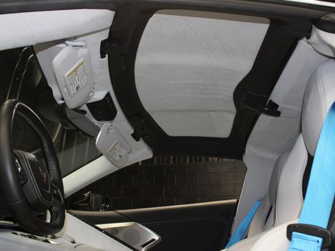 Used 2020 Chevrolet Corvette Stingray Premium Cpe w/ 3LT Preferred Equipment Group image 30