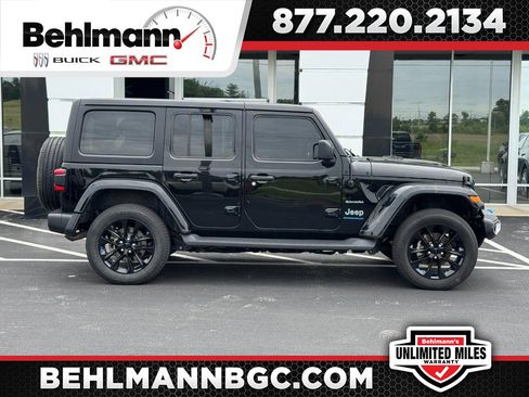 Used 2023 Jeep Wrangler Unlimited Sahara w/ Cold Weather Group AWD/4WD image 1