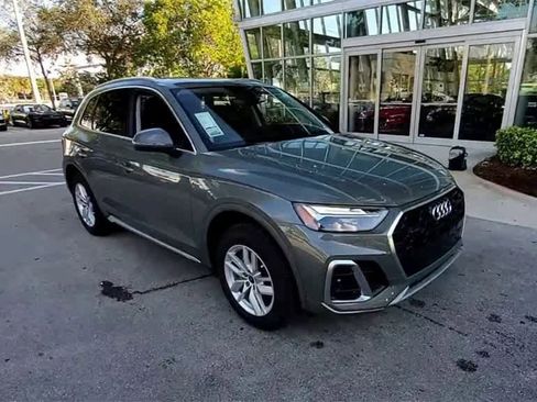 Certified 2023 Audi Q5 2.0T Premium w/ Convenience Package image 3