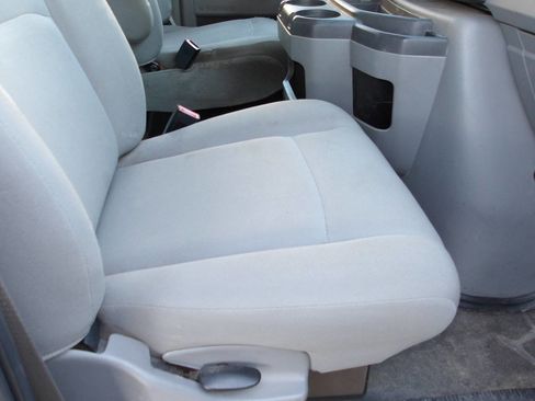 Used 2013 Ford E-350 and Econoline 350 Super Duty w/ Payload Pkg image 25