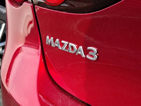 New 2026 MAZDA MAZDA3 2.5 S Hatchback w/ Premium Pkg image 5