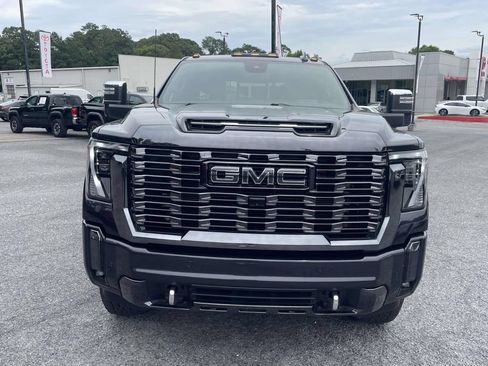 Used 2024 GMC Sierra 2500 Denali Ultimate AWD/4WD image 6