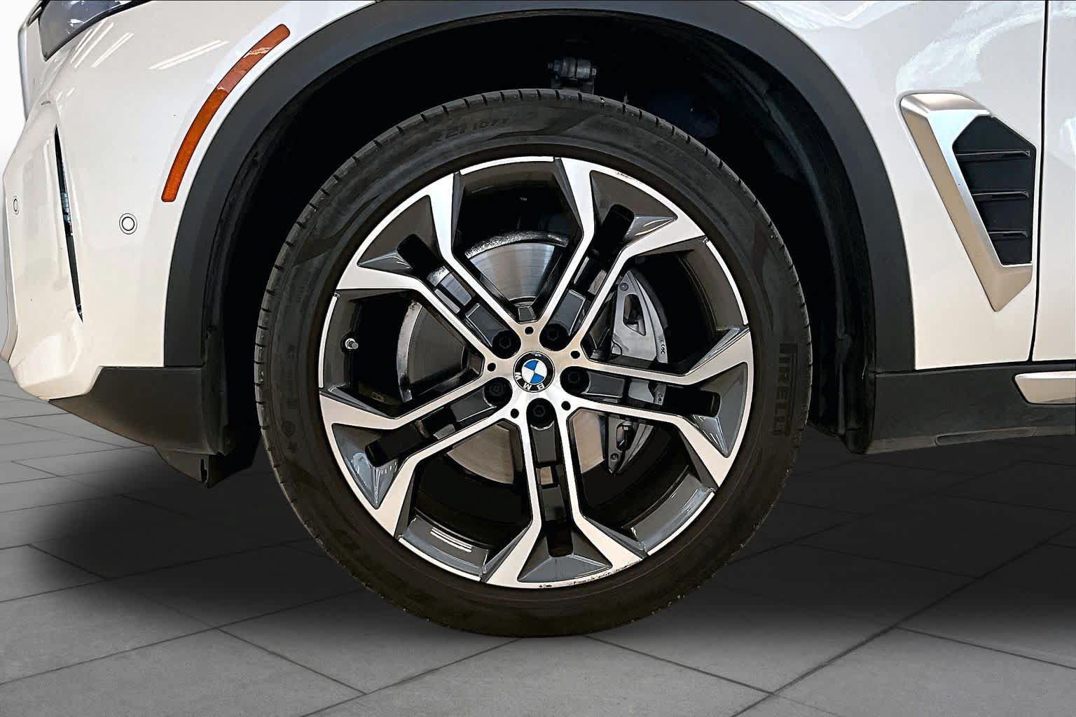 Used 2024 BMW X5 sDrive40i w/ Premium Package RWD image 10