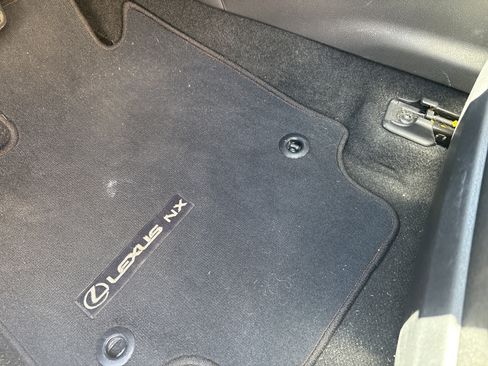 Used 2023 Lexus NX 350 AWD image 17