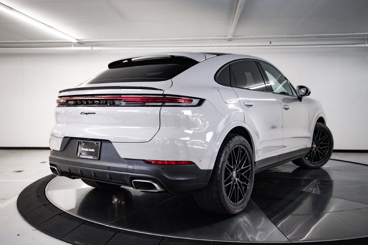 Certified 2026 Porsche Cayenne Coupe AWD/4WD image 7