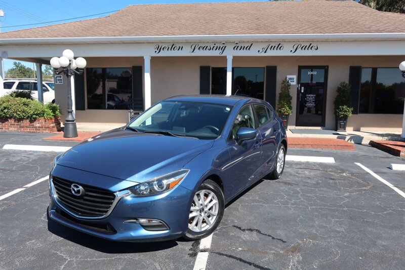 Used 2018 MAZDA MAZDA3 Sport FWD image 1
