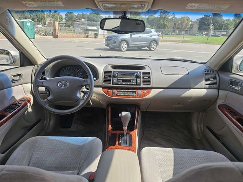 Used 2002 Toyota Camry LE image 37