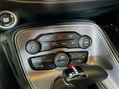 Used 2023 Dodge Challenger R/T image 20