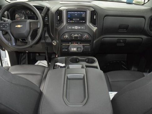 Used 2024 Chevrolet Silverado 3500 W/T w/ Snow Plow Prep Package image 18