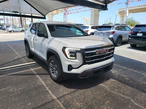 Used 2025 GMC Terrain Elevation AWD/4WD image 2