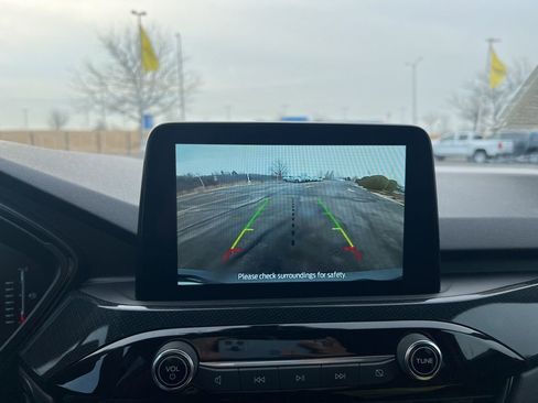 Used 2024 Ford Escape ST-Line image 18