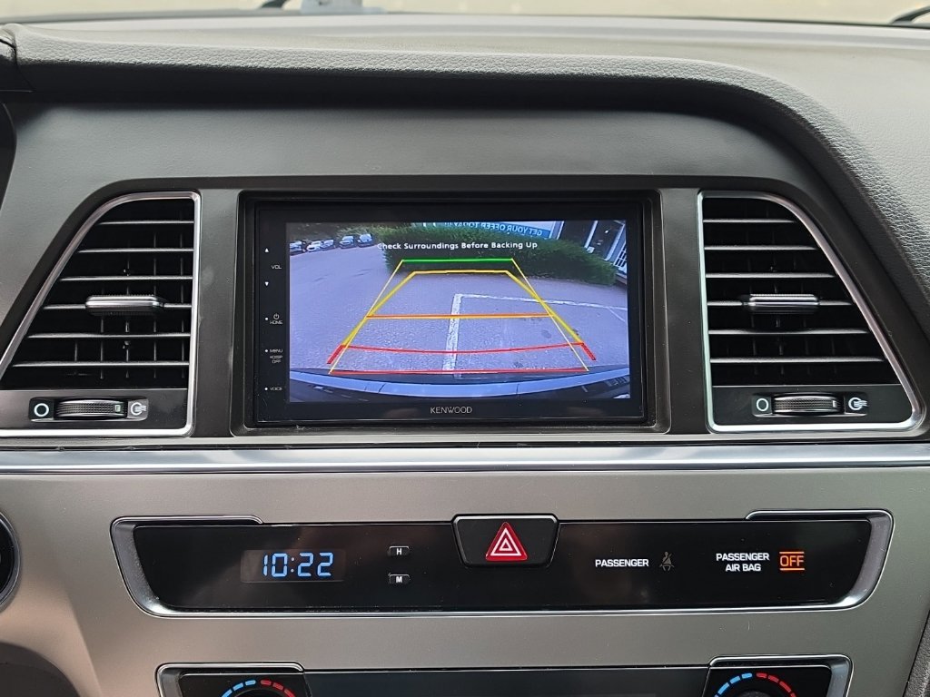 Used 2015 Hyundai Sonata Limited FWD image 13